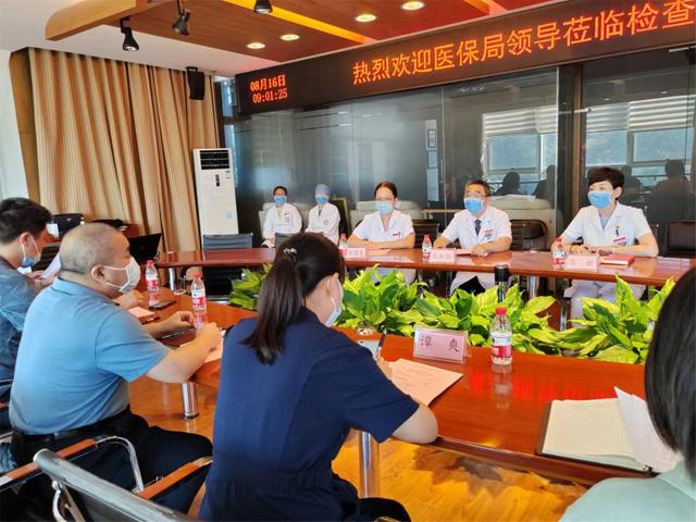 转折点!埃因霍温防线松动;葡超转会期攻防权衡;震撼外界;医务组通报恢复 转折点!埃因霍温防线松动;葡超转会期攻防权衡;震撼外界;医务组通报恢复