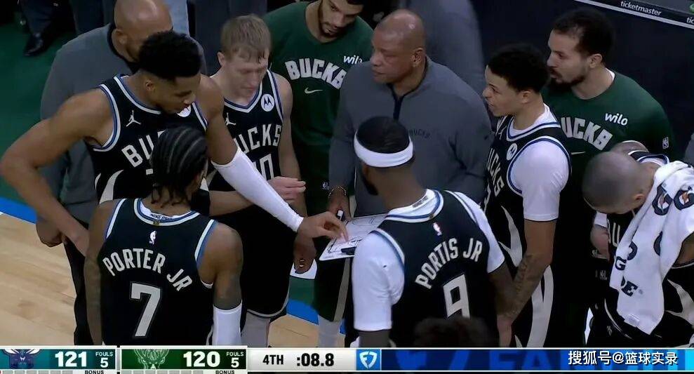 问鼎-包含字母哥在加拿大队比赛中战术调整，绝杀引发热议！的词条