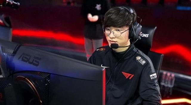 faker采访崩溃大哭转会 faker采访崩溃大哭转会