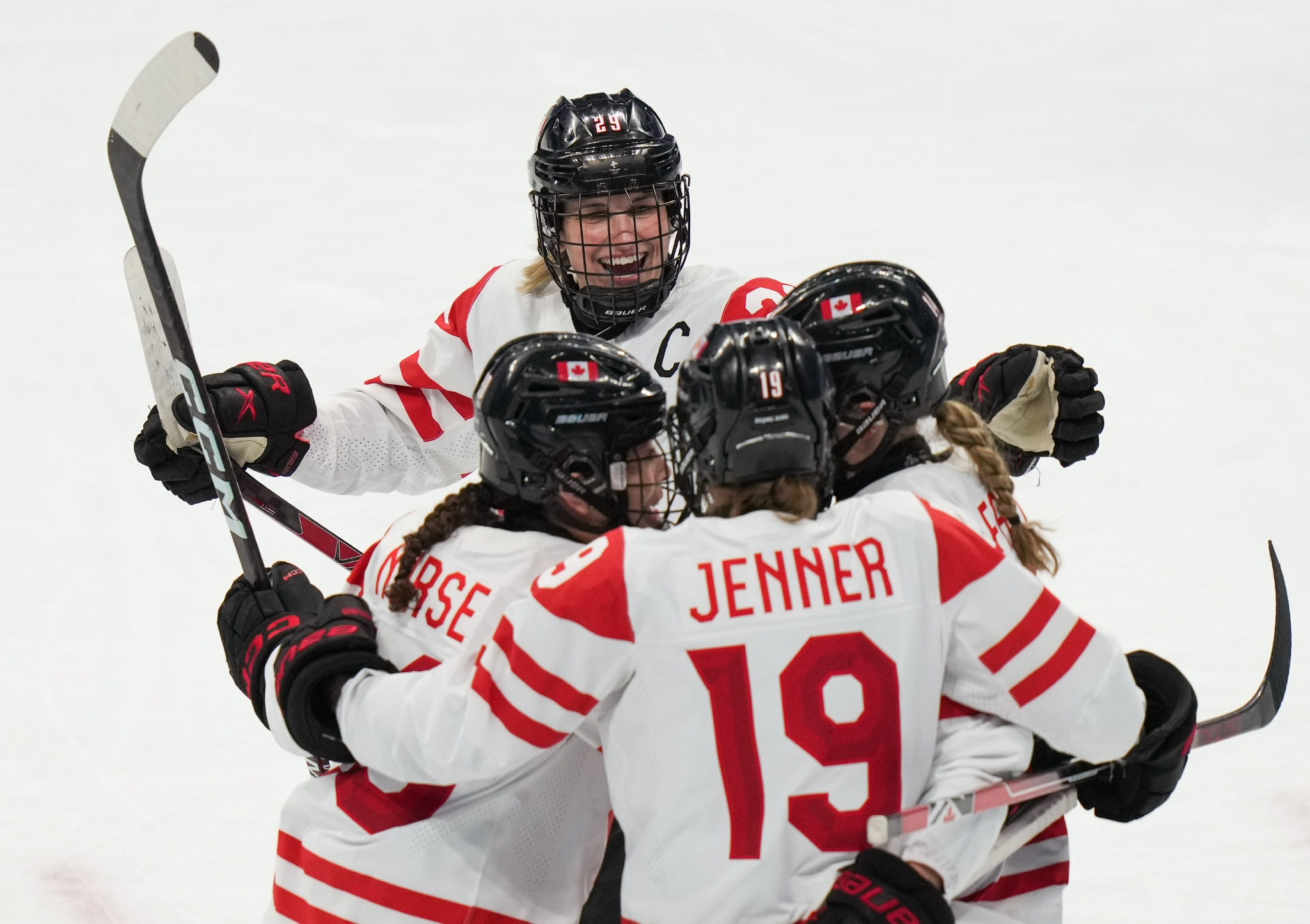 关于Uzi在加拿大队比赛中赛事规则更新，大胜引发热议！的信息